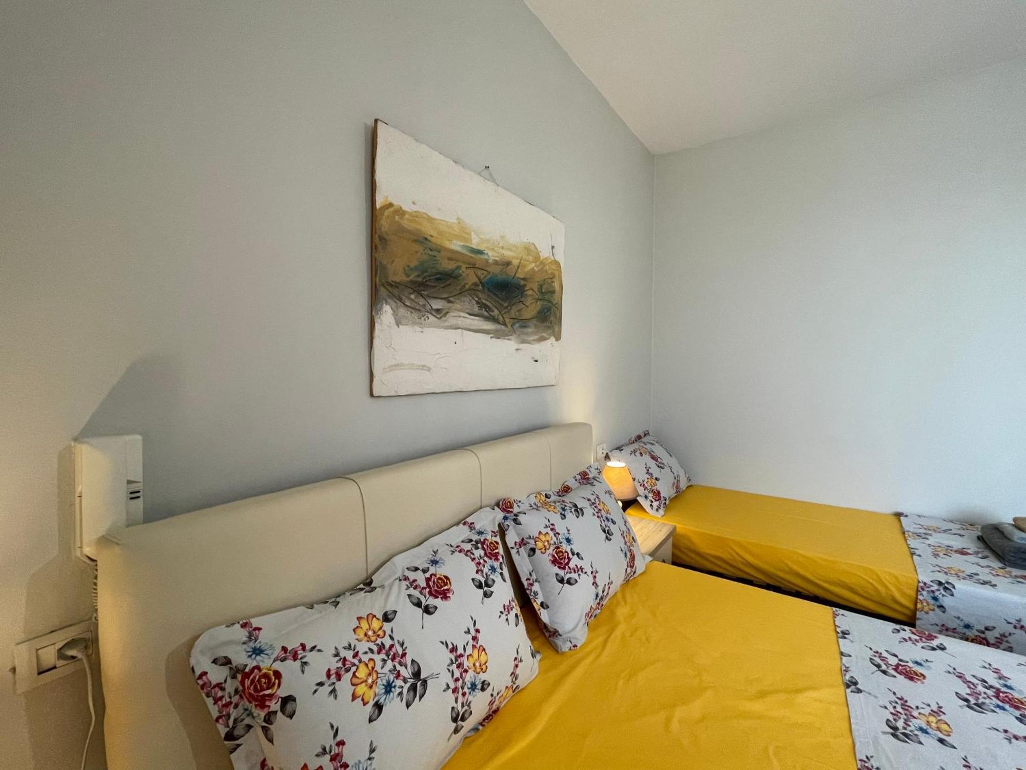 Peak Apartment Sea View In Vollga Durres #3 Exterior photo